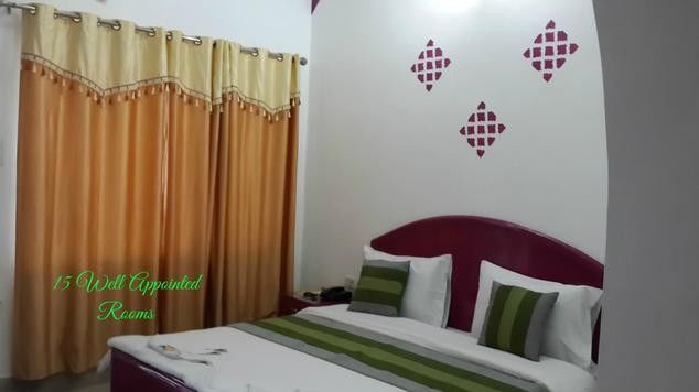 Bright Sunny Pines Hotel & Resort ลันส์โดว์นี ภายนอก รูปภาพ
